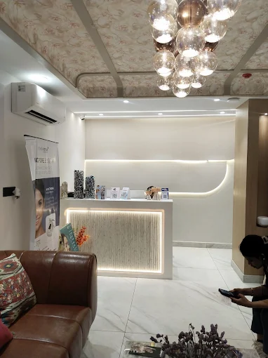 Dr. Neha Batra, West Delhi